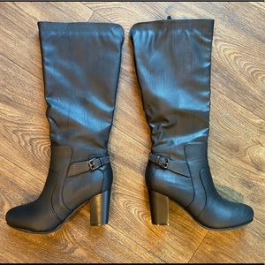 Knee-high Black Boots